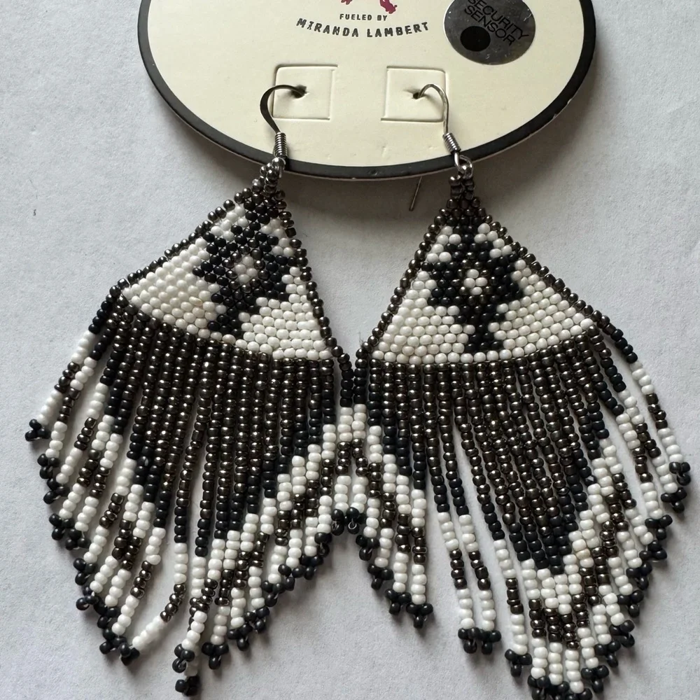 IDYLLWIND- Silver Beaded drop Earring - Picture 4 of 4